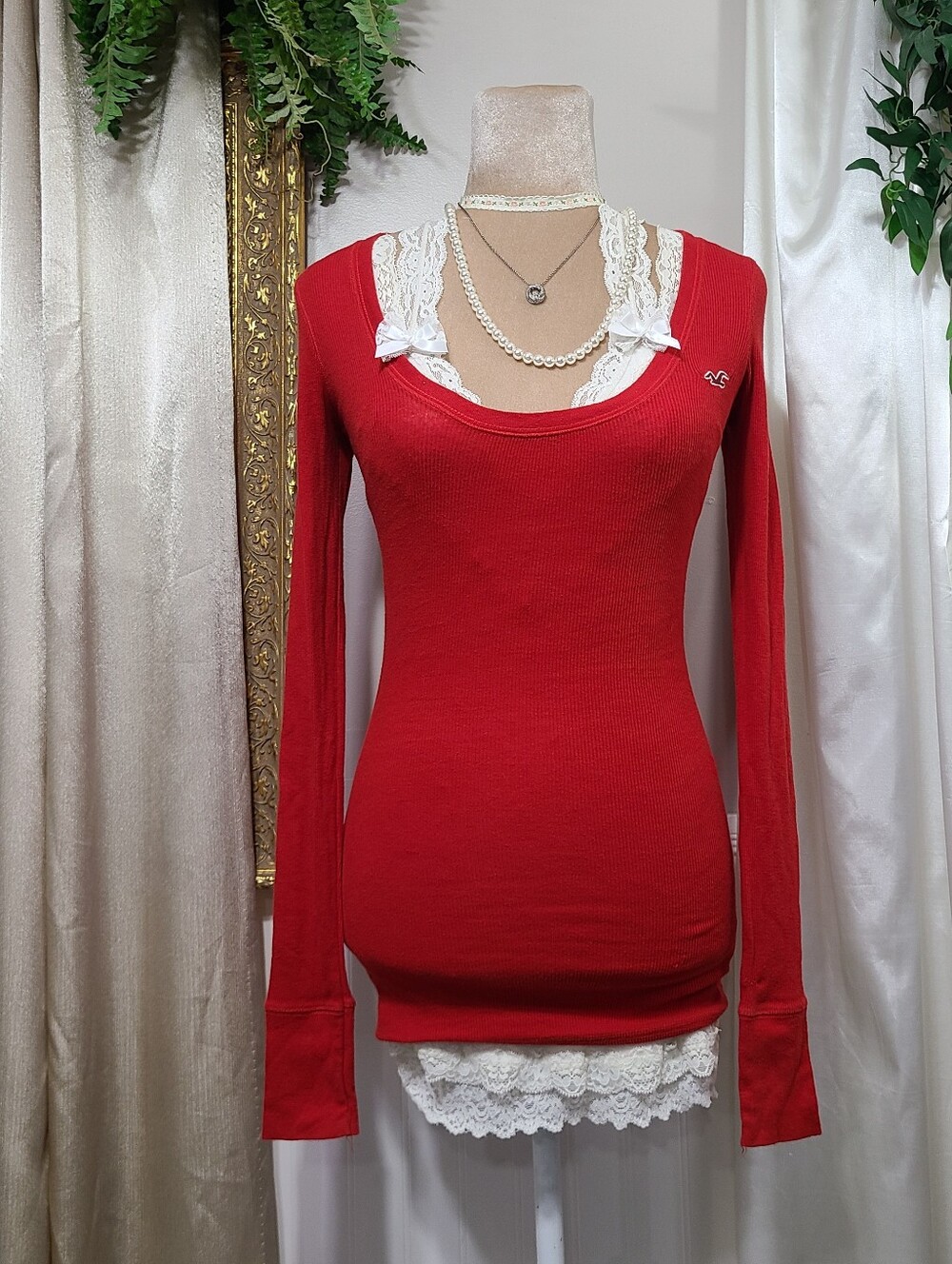 ♡ Y2K ♡ Hollister Vintage Cherry Red V Neck Babydoll Long Sleeve Layering Top